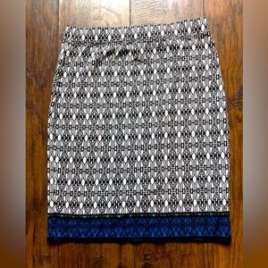 Max Edition B/W Print Bordered Skirt Size S NWOT